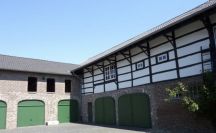 Innenhof - Fluegel.jpg